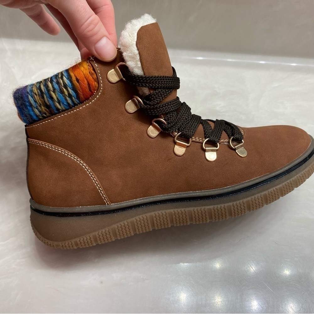 Brown Sherpa-Lined Hiker Boots | Björndal Everly 6.5 - Picture 2 of 15
